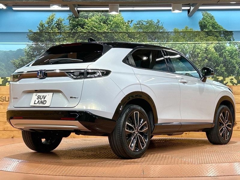 2023 Honda Vezel 6AA-RV5 (UW-6aa2216f61f4b)[17]