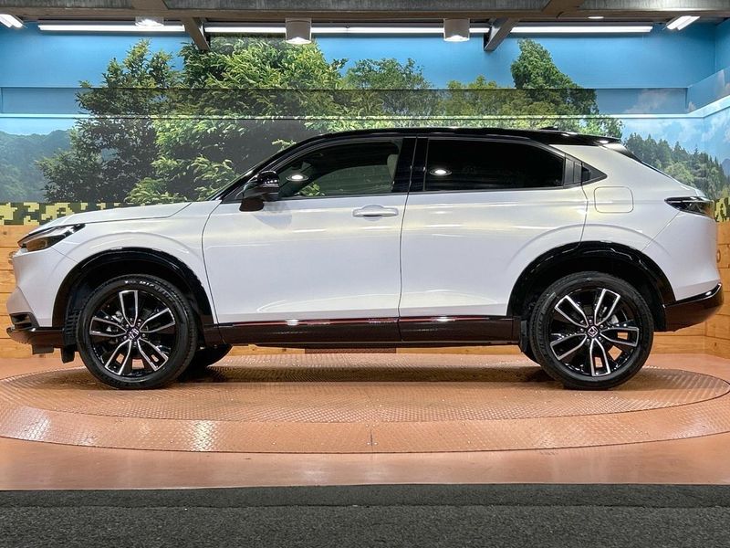 2023 Honda Vezel 6AA-RV5 (UW-6aa2216f61f4b)[14]