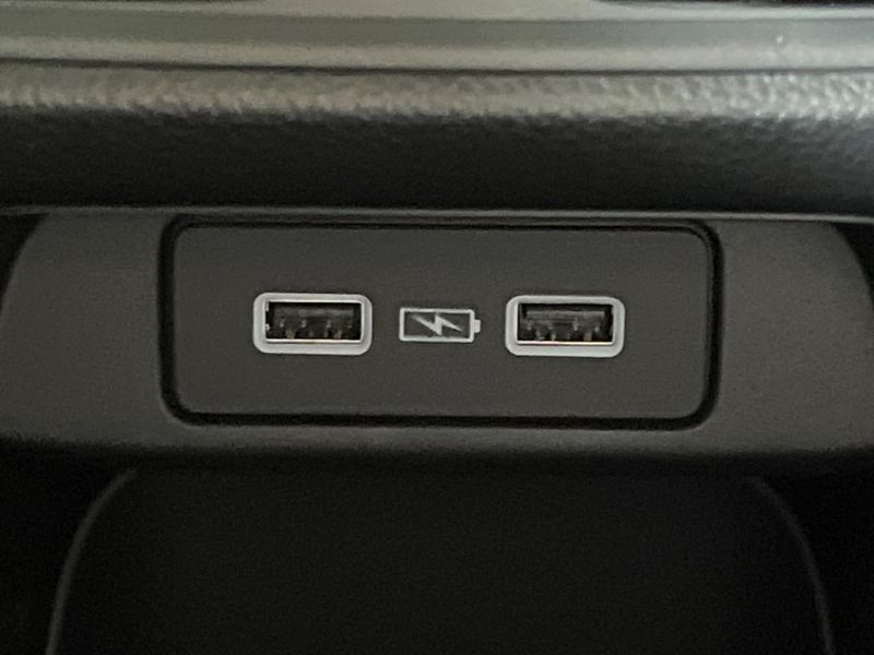 2023 Honda Vezel 6AA-RV5 (UW-6aa221711d811)[28]