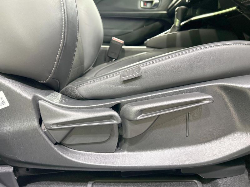 2024 Honda Vezel 6AA-RV5 (UW-6aa2217298012)[16]