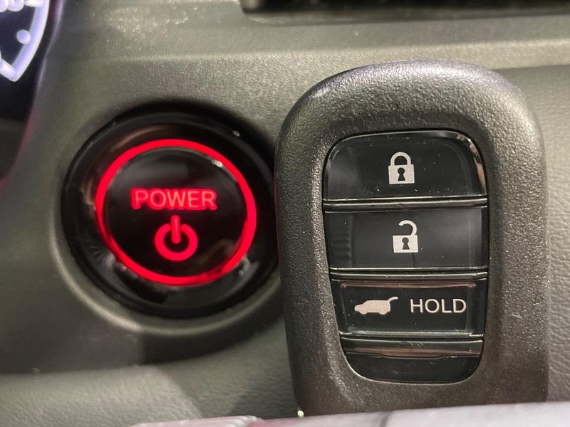 2024 Honda Vezel 6AA-RV5 (UW-6aa22174a6714)[25]