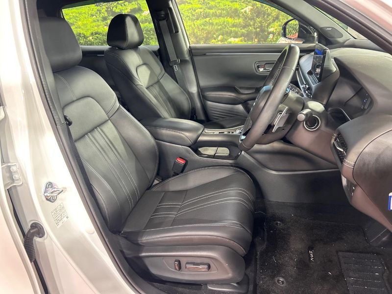2025 Honda ZR-V 6AA-RZ4 (UW-6aa2217b381de)[23]