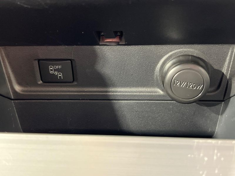 2016 Subaru Forester DBA-SJ5 (UW-6aa22186a7038)[15]