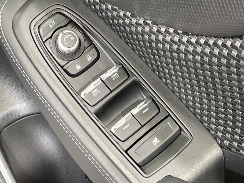 2023 Subaru Forester 4BA-SK5 (UW-6aa221892a0cd)[29]