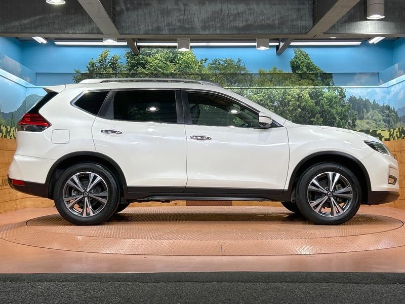 2018 Nissan X-Trail DBA-T32 (UW-6aa22194c9a08)[18]