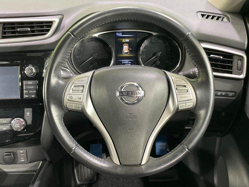2015 Nissan X-Trail DBA-T32 (UW-6aa221960e578)[25]