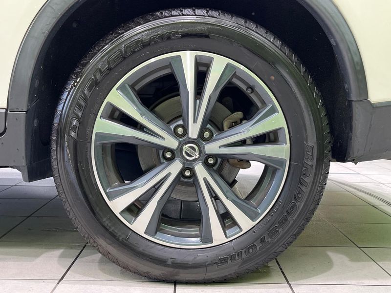 2019 Nissan X-Trail DBA-T32 (UW-6aa22196c9cb8)[13]