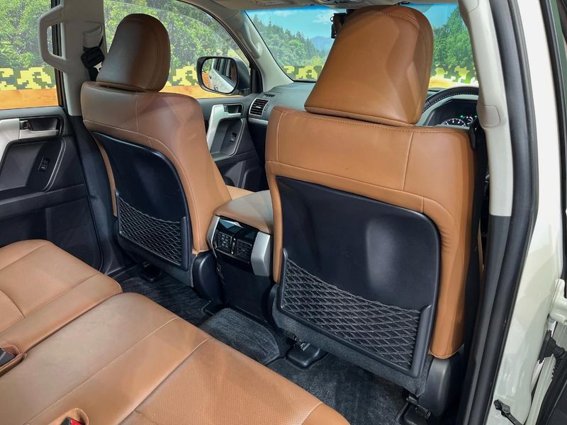 2022 Toyota Land Cruiser Prado 3BA-TRJ150W (UW-6aa2219daa0bc)[28]