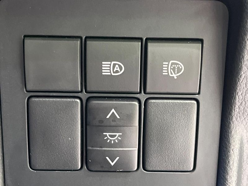 2023 Toyota Land Cruiser Prado 3BA-TRJ150W (UW-6aa221a27b9ec)[22]