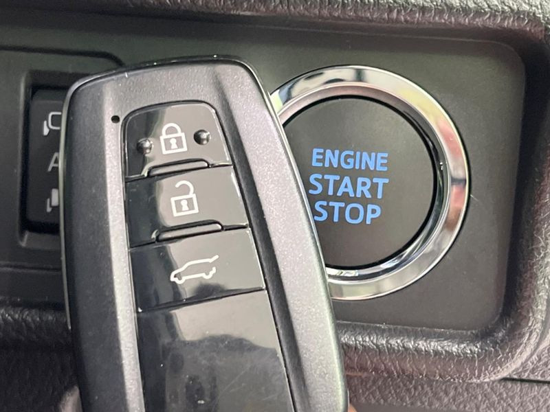 2023 Toyota Land Cruiser Prado 3BA-TRJ150W (UW-6aa221a27b9ec)[20]