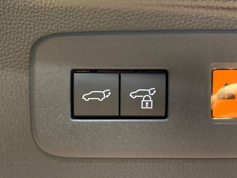 2026 Toyota Land Cruiser 250 3BA-TRJ250W (UW-6aa221ad89800)[27]