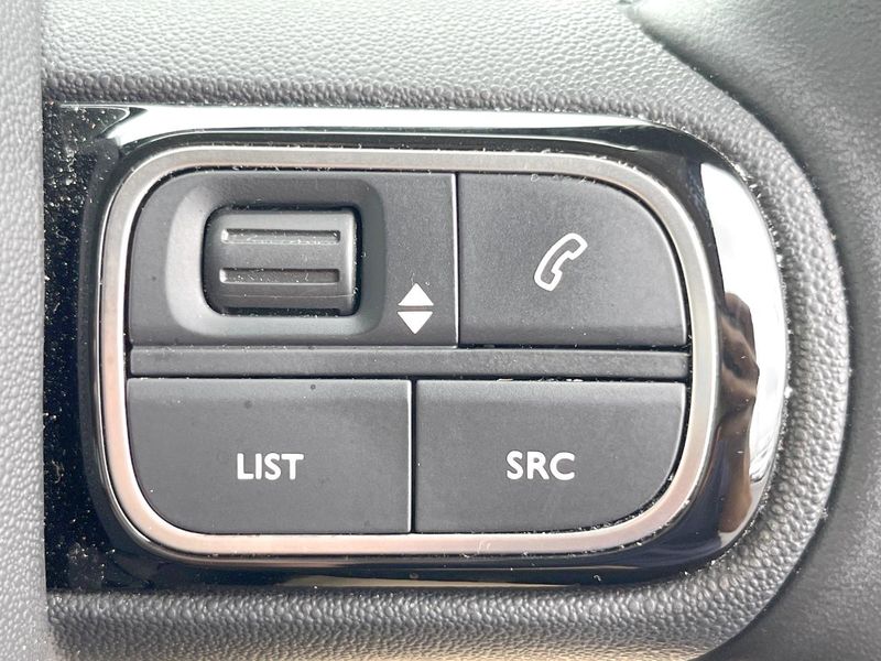 2023 Citroen Berlingo 3DA-K9CYH01L (UW-6aa221be1f04a)[28]