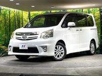 2011 Toyota Noah DBA-ZRR70W