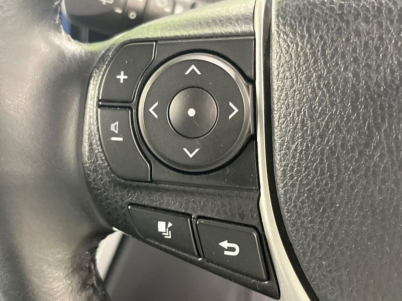 2020 Toyota Voxy 3BA-ZRR80W (UW-6aa221fdadd8d)[19]