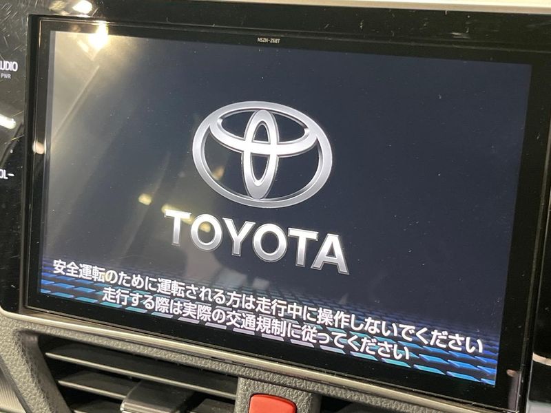 2020 Toyota Voxy 3BA-ZRR80W (UW-6aa221fdadd8d)[12]