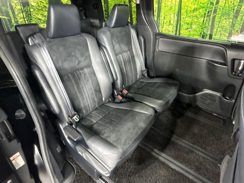 2021 Toyota Esquire 3BA-ZRR85G (UW-6aa222032b1f8)[19]