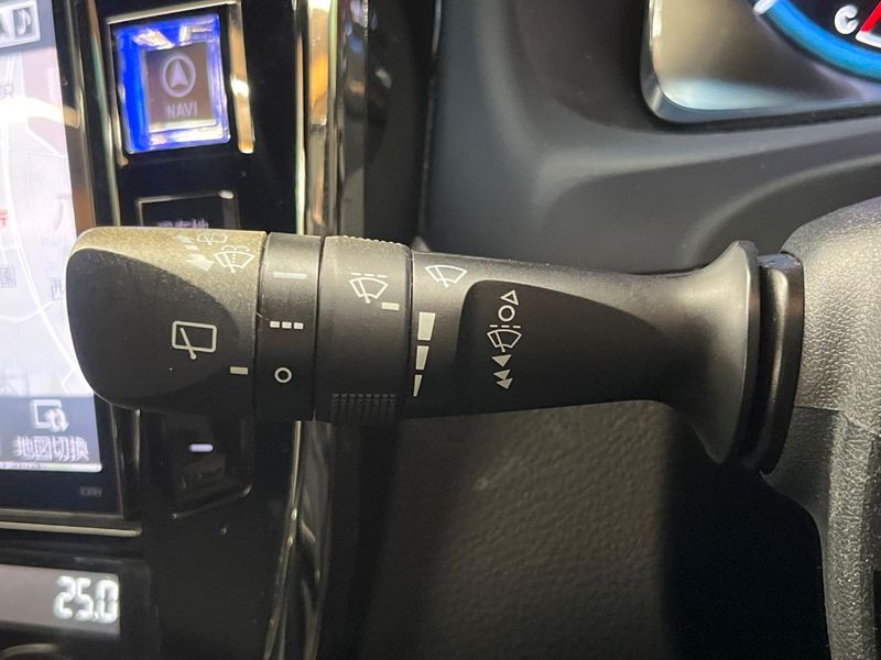 2017 Toyota Harrier DBA-ZSU60W (UW-6aa222069ea39)[26]