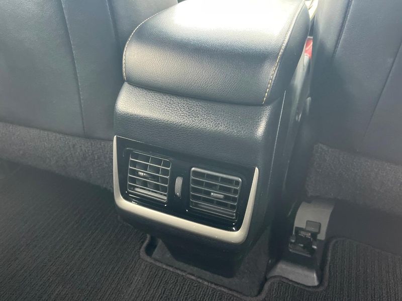 2017 Toyota Harrier DBA-ZSU60W (UW-6aa22206d0364)[22]