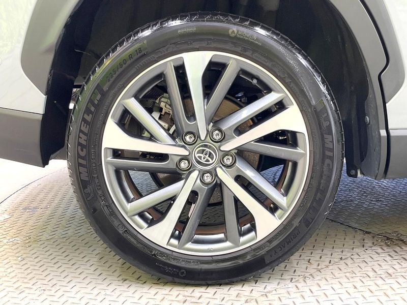 2024 Toyota Corolla Cross 6AA-ZVG13 (UW-6aa2220c1d7ec)[20]