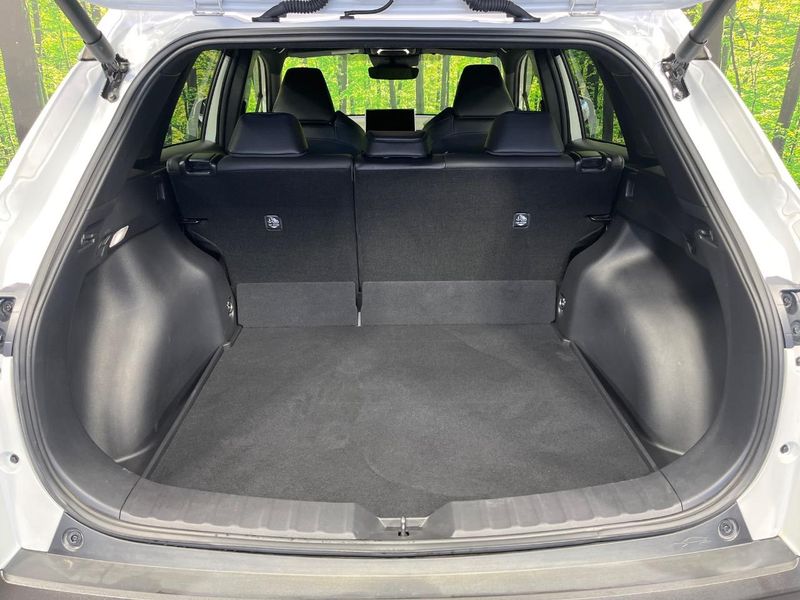 2024 Toyota Corolla Cross 6AA-ZVG16 (UW-6aa222131e74c)[23]