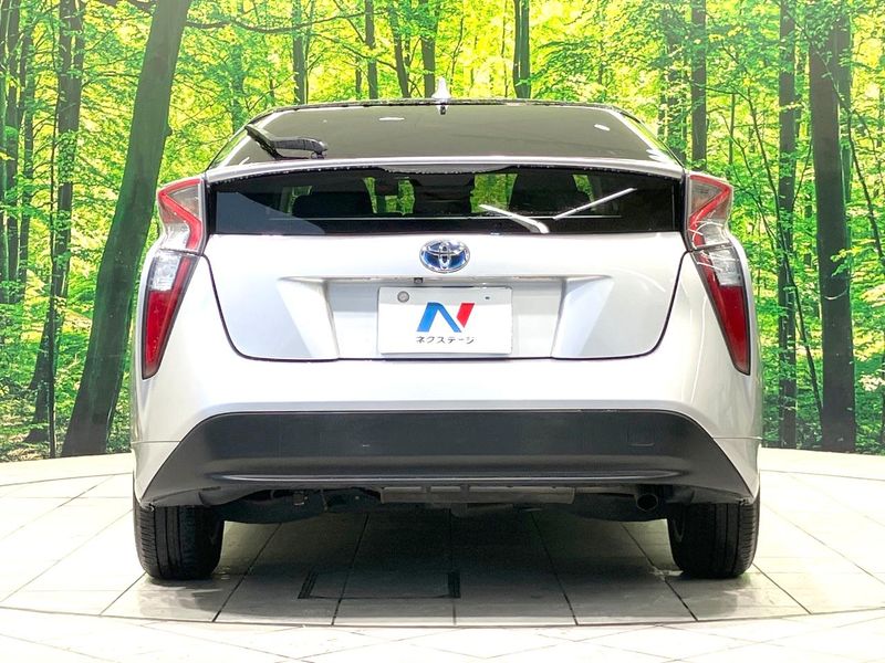 2016 Toyota Prius DAA-ZVW50 (UW-6aa2221a9fc36)[11]