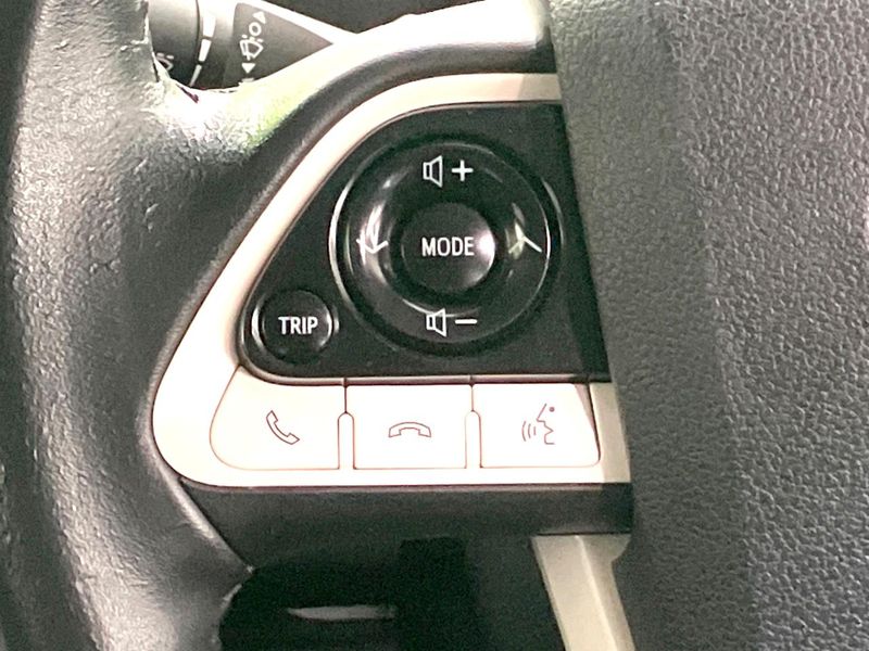 2016 Toyota Prius DAA-ZVW50 (UW-6aa2221a9fc36)[27]