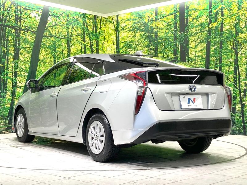 2016 Toyota Prius DAA-ZVW50 (UW-6aa2221a9fc36)[12]