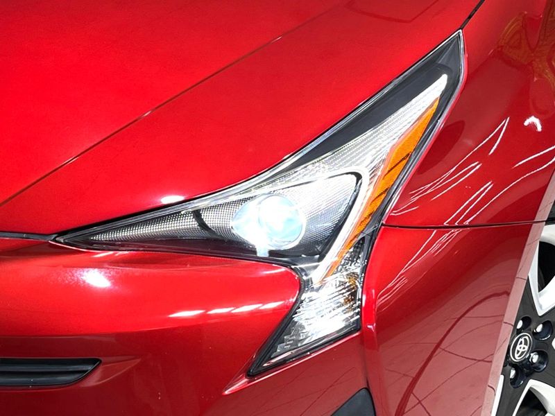 2016 Toyota Prius DAA-ZVW50 (UW-6aa2221f2836e)[28]