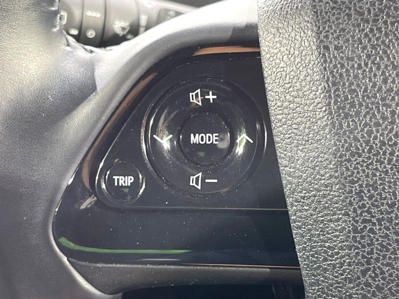 2019 Toyota Prius DAA-ZVW51 (UW-6aa22222cfe4a)[14]