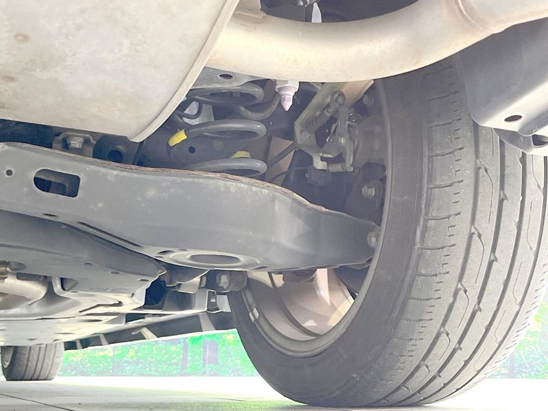 2016 Toyota Prius DAA-ZVW51 (UW-6aa22225ca1bf)[16]
