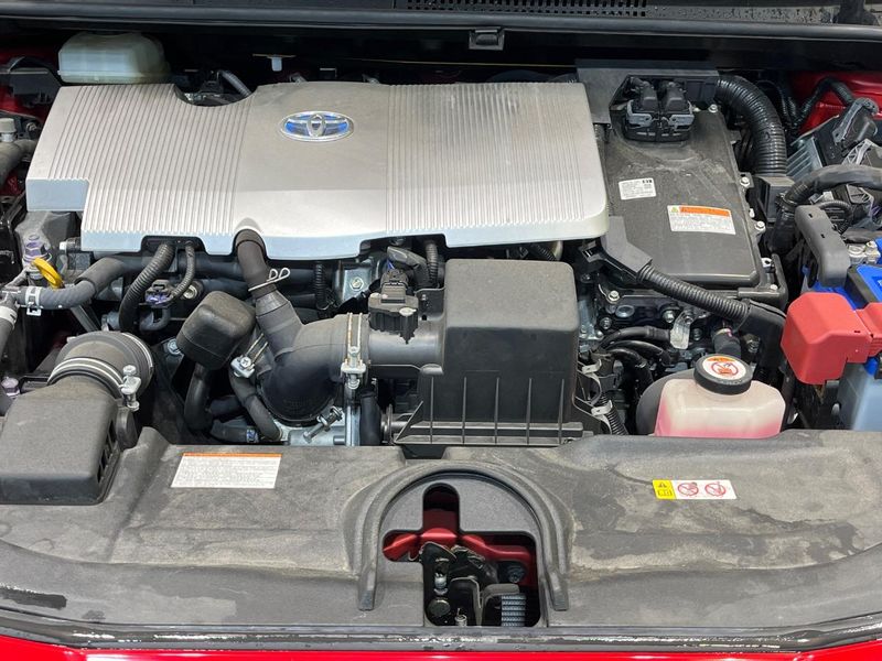 2019 Toyota Prius DAA-ZVW51 (UW-6aa22226cc879)[8]