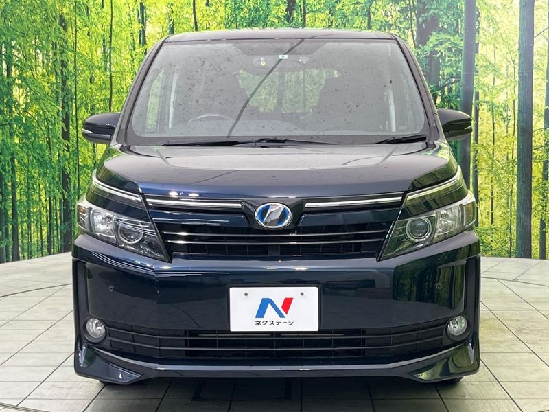 2014 Toyota Voxy DAA-ZWR80G (UW-6aa222316d68d)[12]