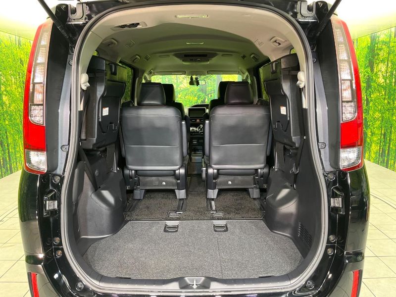 2015 Toyota Esquire DAA-ZWR80G (UW-6aa22232c50af)[19]