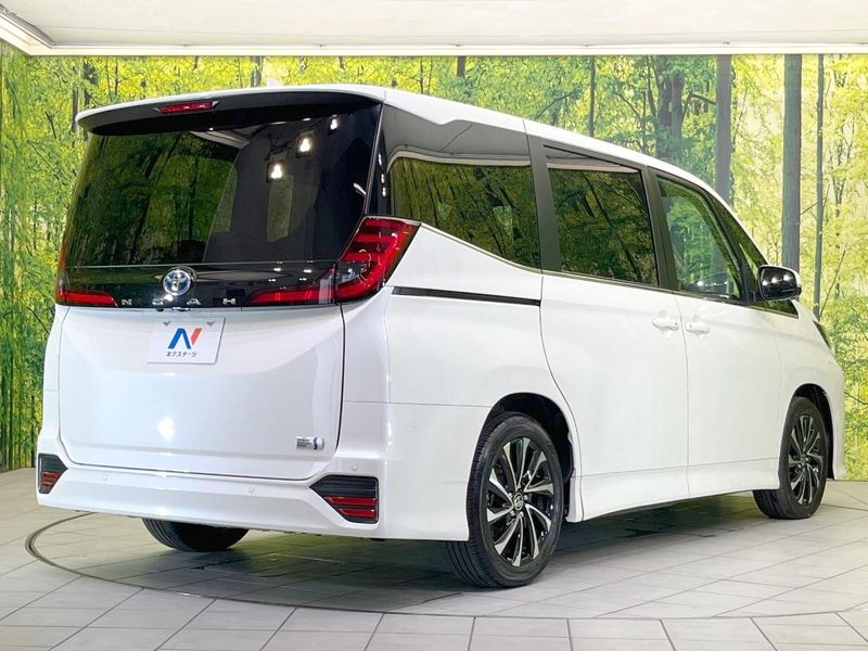 2024 Toyota Noah 6AA-ZWR90W (UW-6aa22242981f8)[9]
