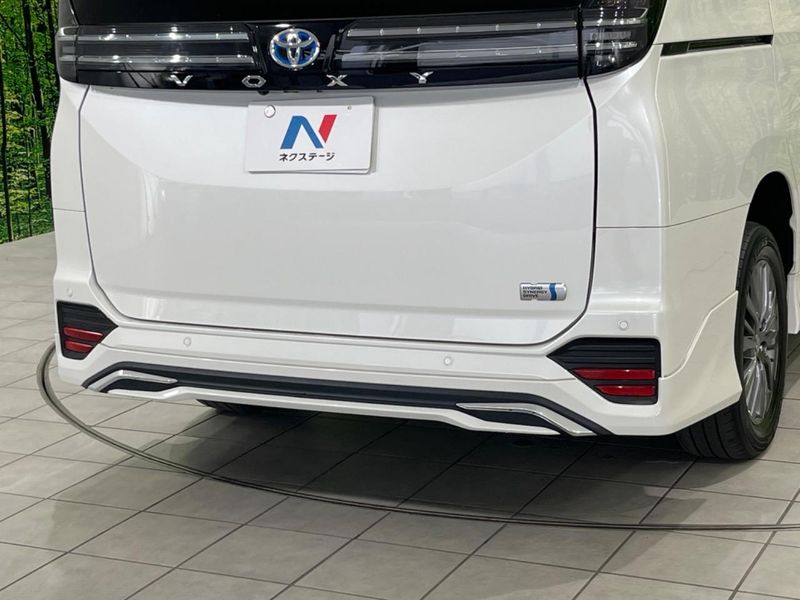 2023 Toyota Voxy 6AA-ZWR95W (UW-6aa22247842c3)[4]