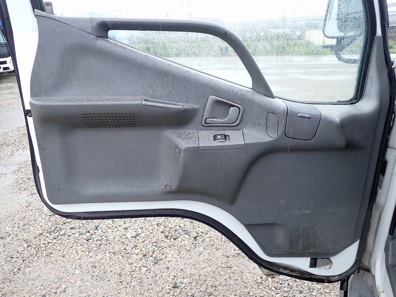 1996 Mitsubishi Canter KC-FG507B (UW-mtv23pceowlb)[40]