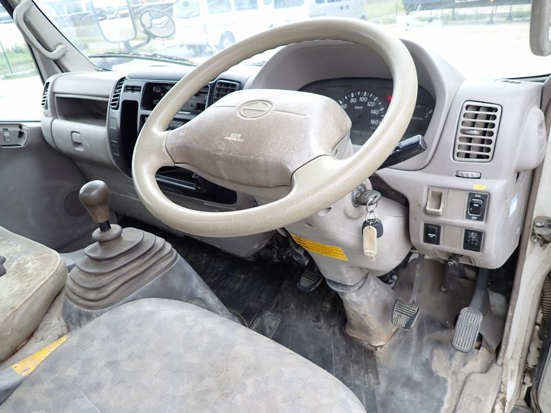 2010 Hino DUTRO BKG-XZU508M (UW-mtv23rx4o15v)[25]