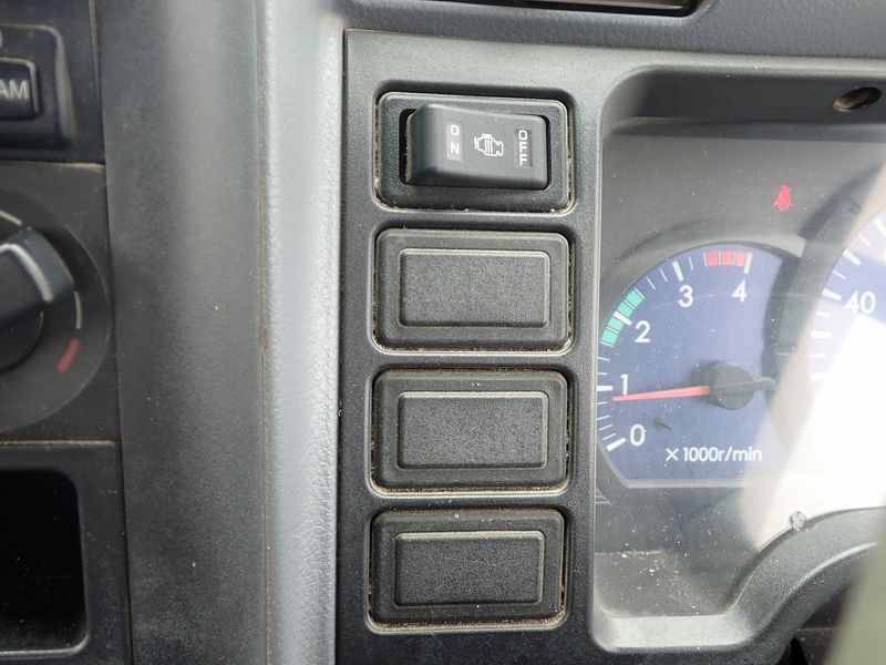 2003 Mitsubishi Canter KK-FE71CBD (UW-mtv23sgtrlmq)[28]