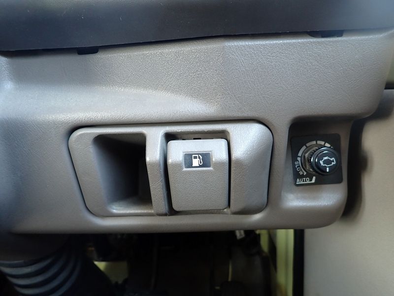 2002 Mitsubishi Rosa KK-BE63CE (UW-mtv23tgylgas)[31]