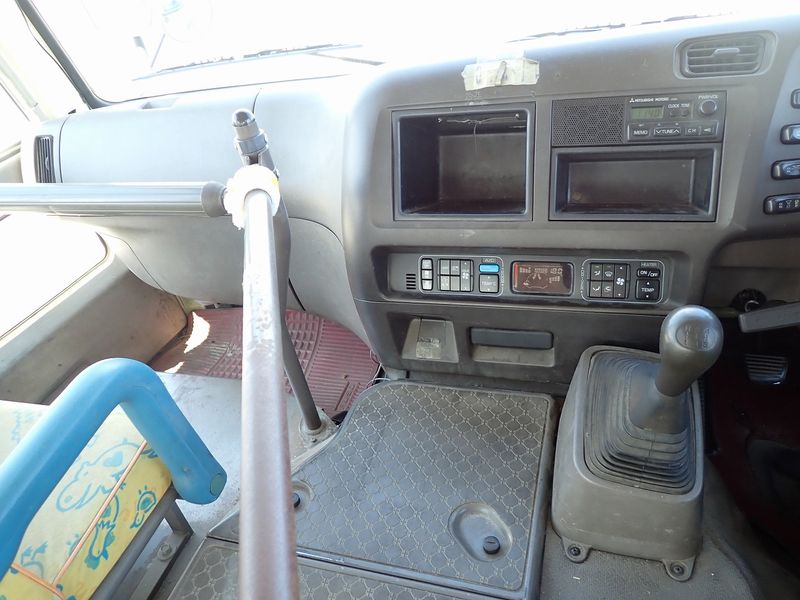 2002 Mitsubishi Rosa KK-BE63CE (UW-mtv23tgylgas)[29]