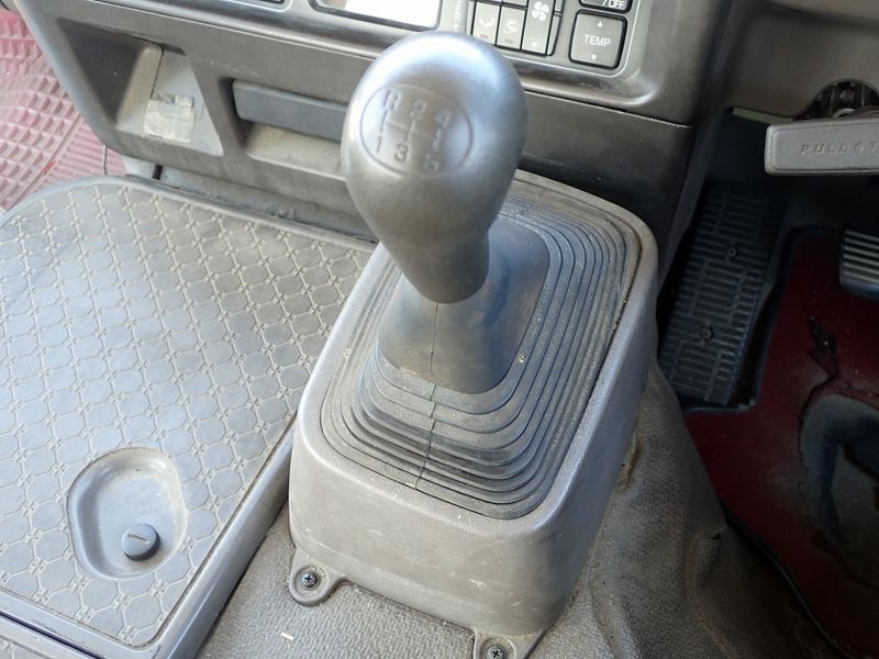 2002 Mitsubishi Rosa KK-BE63CE (UW-mtv23tgylgas)[32]