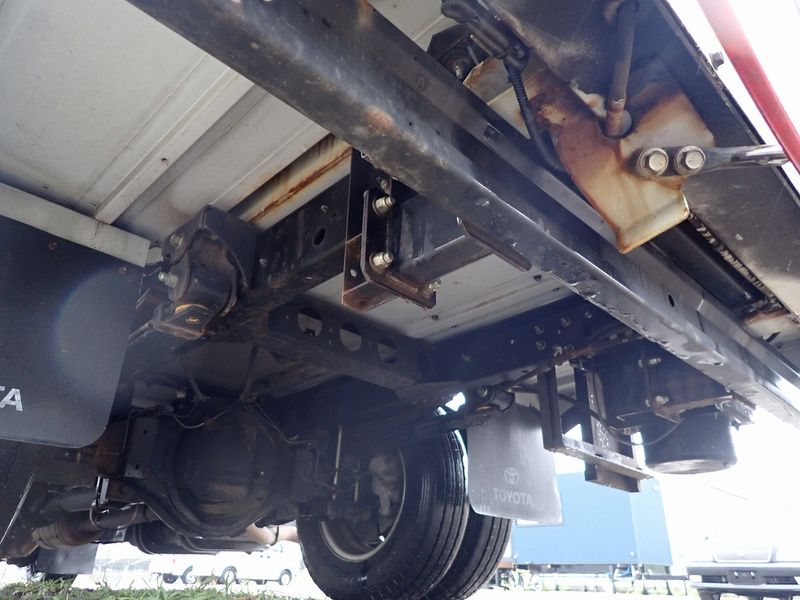 2008 Toyota Dyna Truck BDG-XZU348 (UW-mtv23tyom9w9)[19]