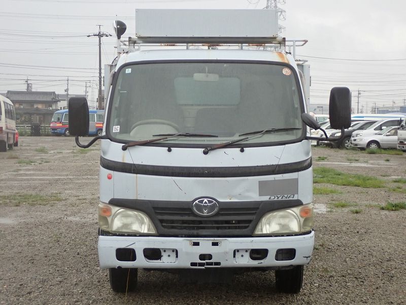 2008 Toyota Dyna Truck BDG-XZU348 (UW-mtv23tyom9w9)[1]