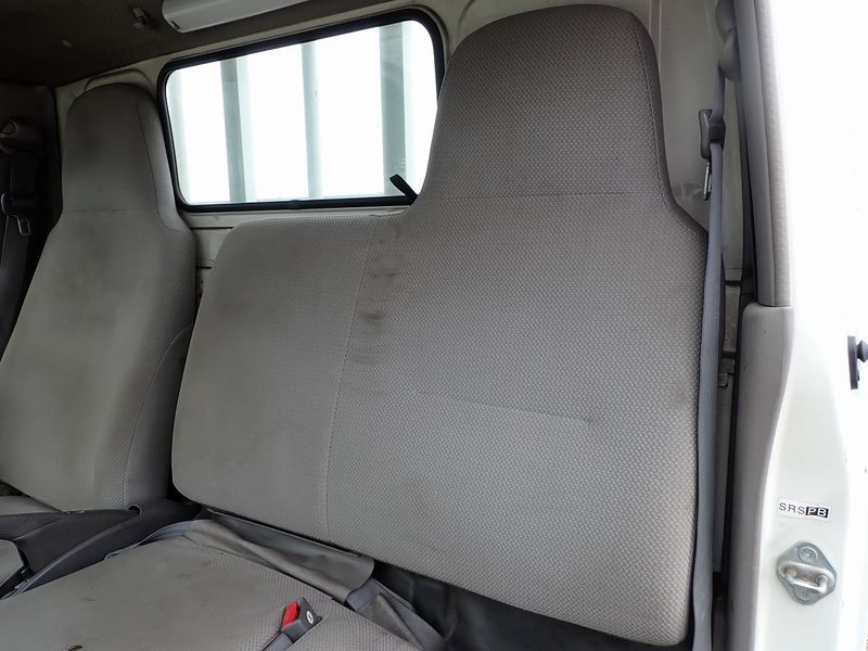 2011 Hino DUTRO BDG-XZU368M (UW-mtv23xbd749y)[35]