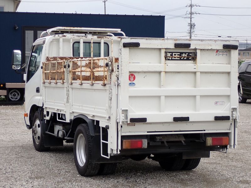 2011 Hino DUTRO BDG-XZU368M (UW-mtv23xbd749y)[3]