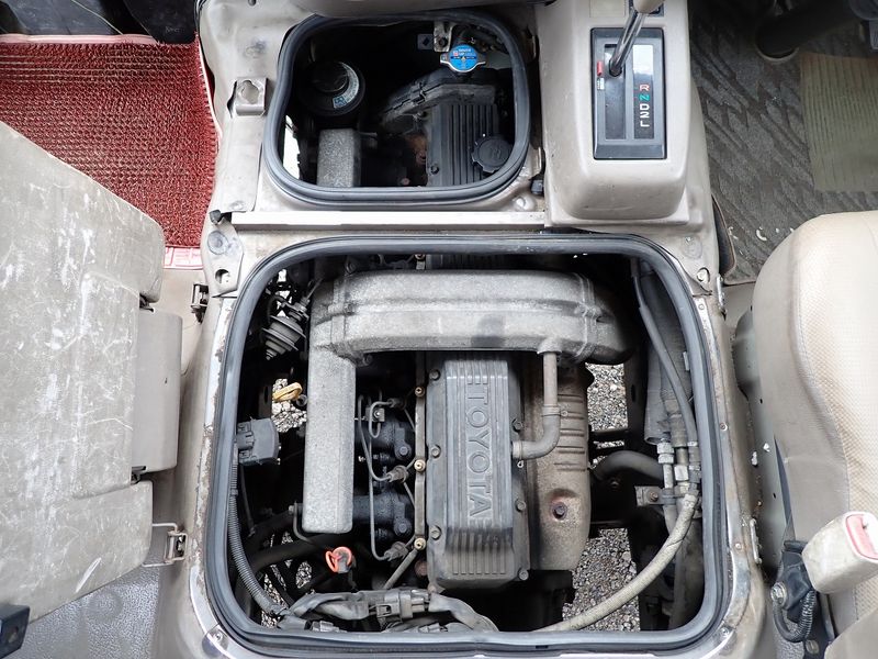 1994 Toyota Coaster U-HZB40 (UW-mtv23z7b4d9h)[52]