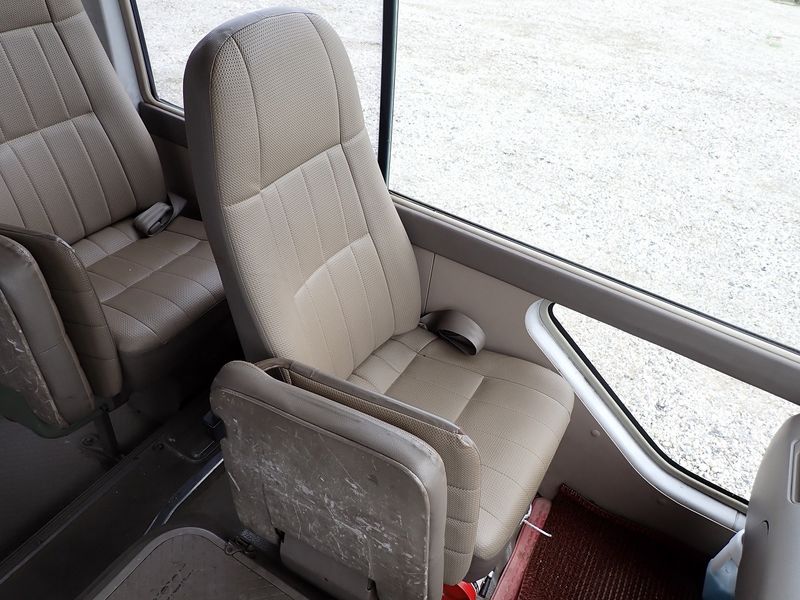 1994 Toyota Coaster U-HZB40 (UW-mtv23z7b4d9h)[47]