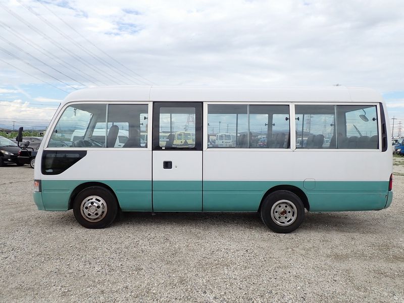 1994 Toyota Coaster U-HZB40 (UW-mtv23z7b4d9h)[7]