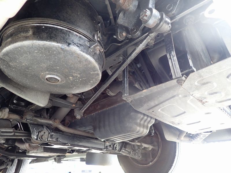 1994 Toyota Coaster U-HZB40 (UW-mtv23z7b4d9h)[18]