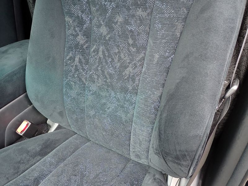 2004 Toyota Crown Estate TA-JZS173W (UW-mtv2401y73hg)[36]